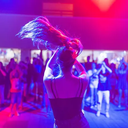 Hotiday Collection - Pugnochiuso 4* ヴィエステ